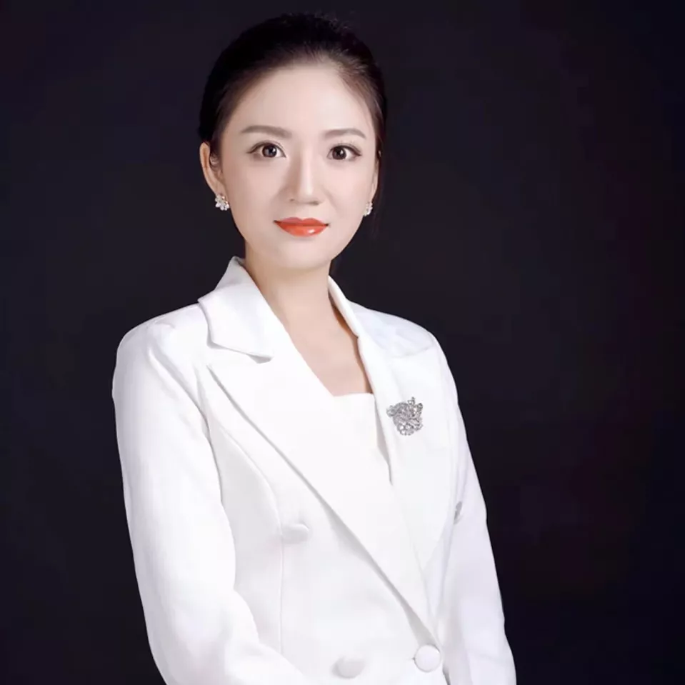 龚小姐/ 10年经验 / 擅长美加欧亚等项目