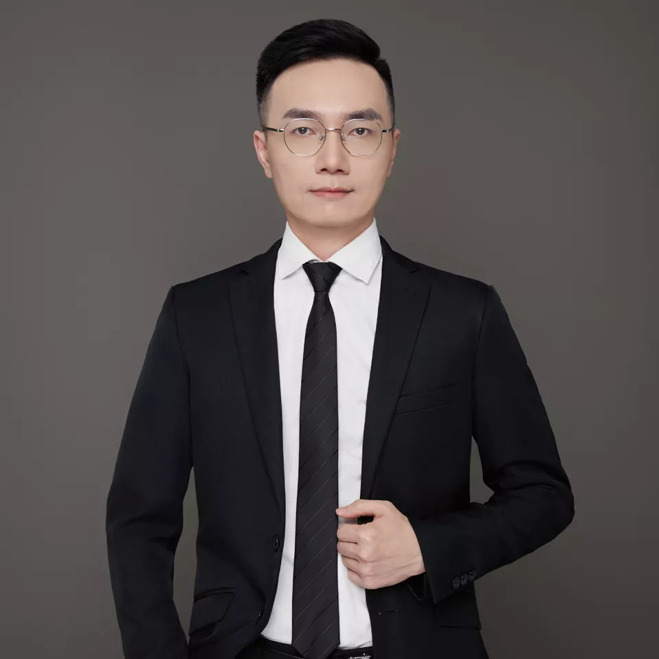 张先生/12年经验/擅长北美欧洲澳洲等项目